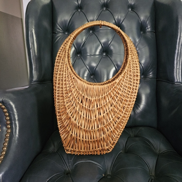 Gondola basket 1960's French Harvest basket Wicker Vintage - Picture 2 of 7